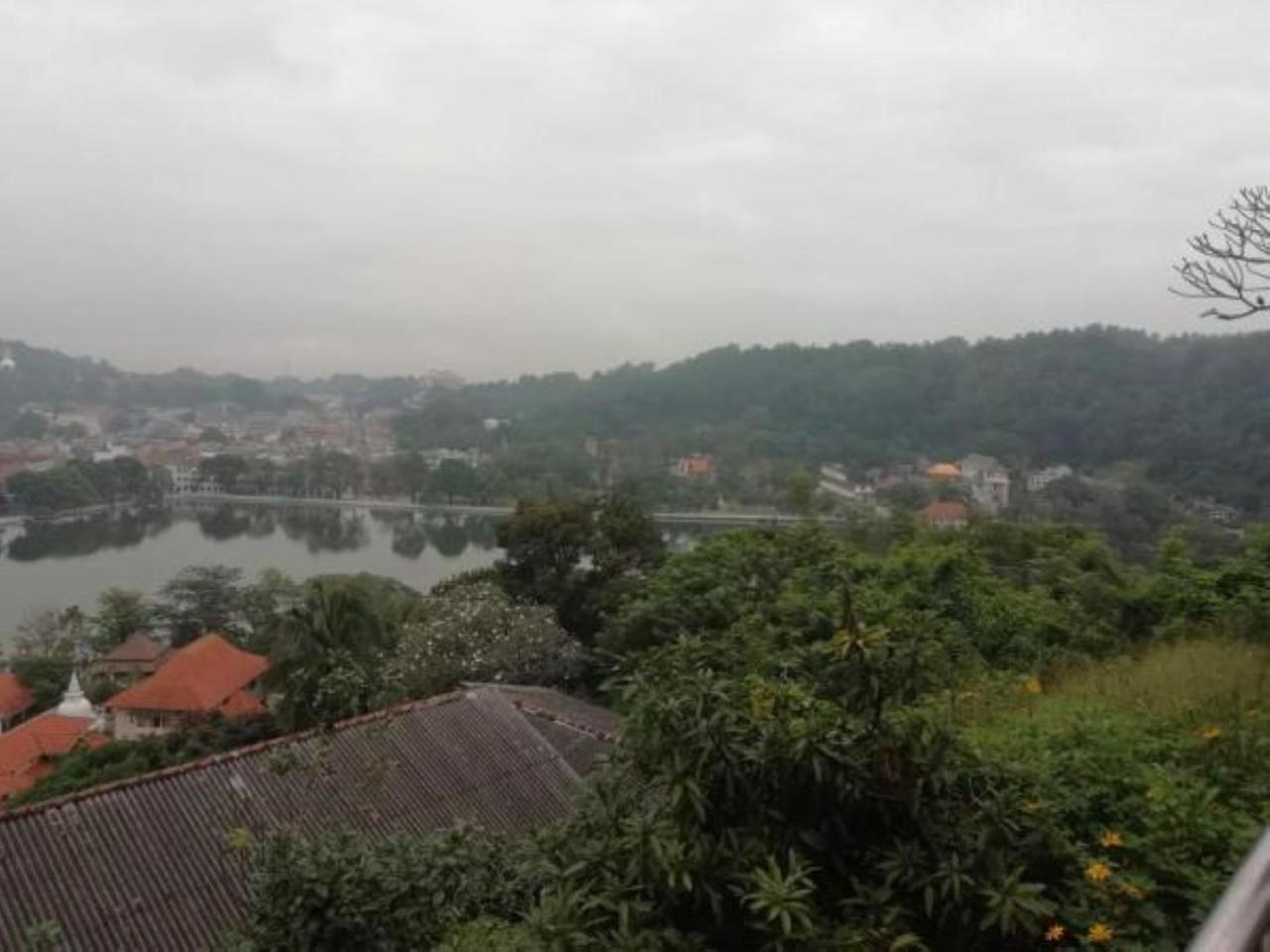 Medhani Kandy Buitenkant foto
